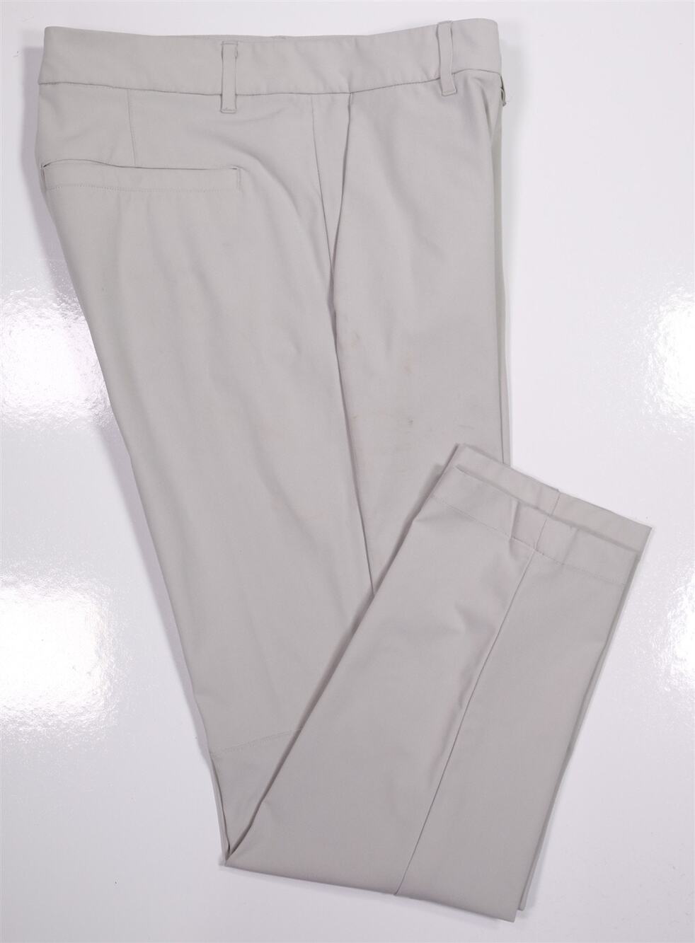 Lululemon Mens Commission Slim Light Gray Flat Front Pants Trousers 32x29